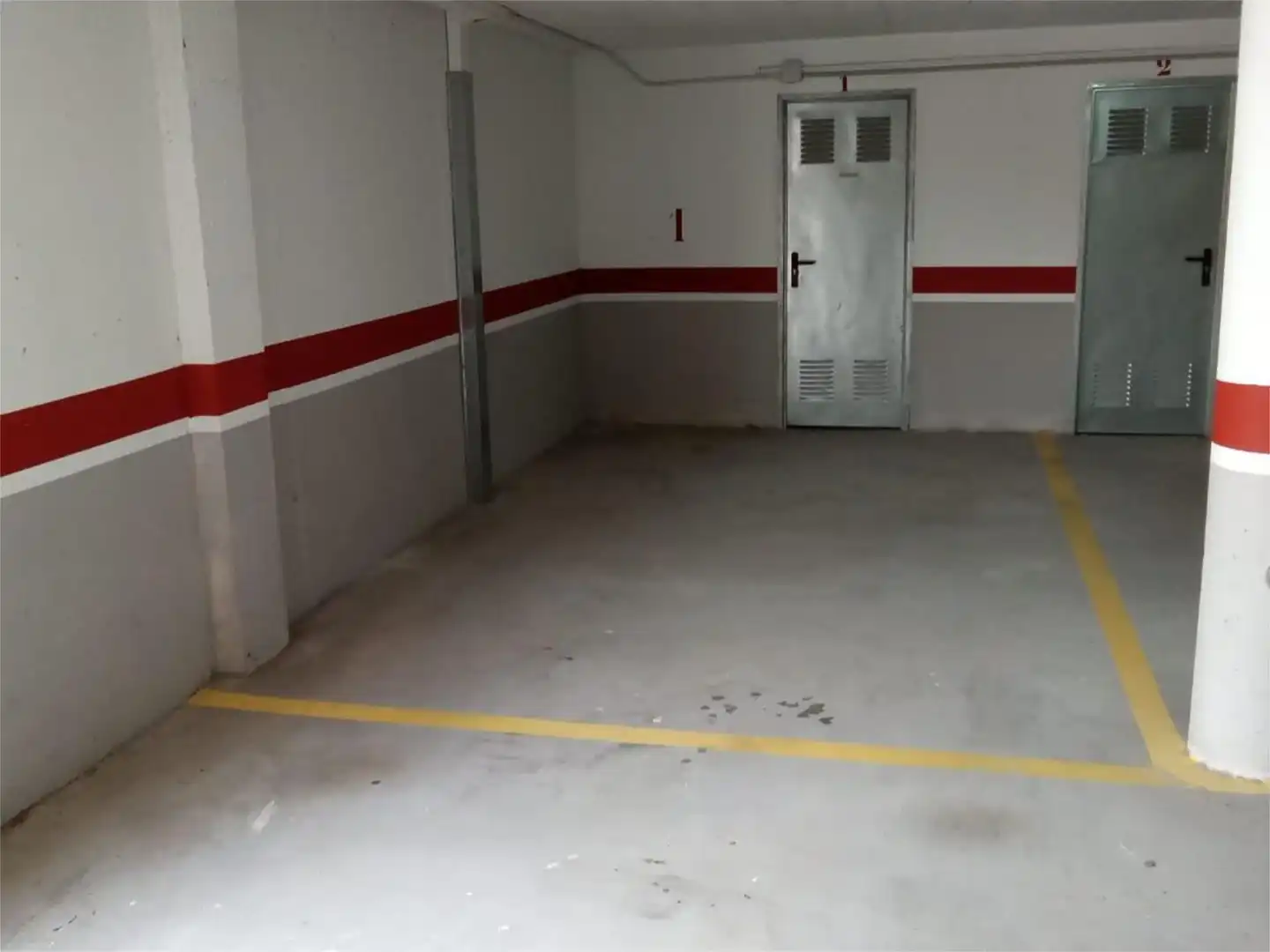 Aparcament de Pis en venda en Ponteceso amb Parquet, Terrassa i Traster