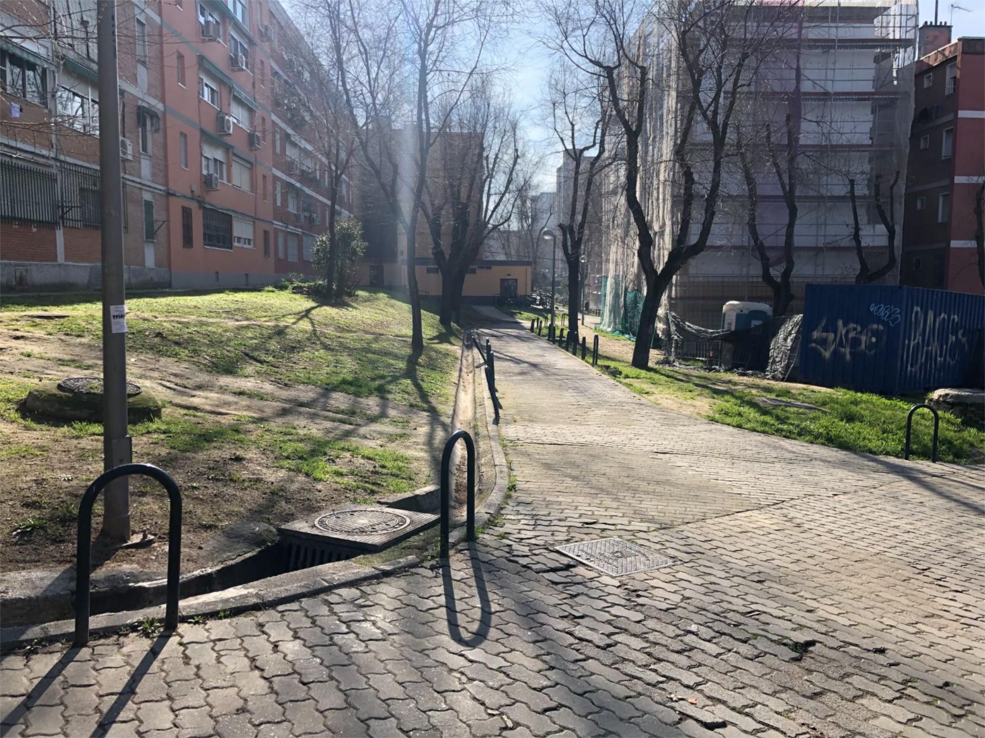 Vista exterior de Apartamento de alquiler en  Madrid Capital con Calefacción, Parquet y Amueblado