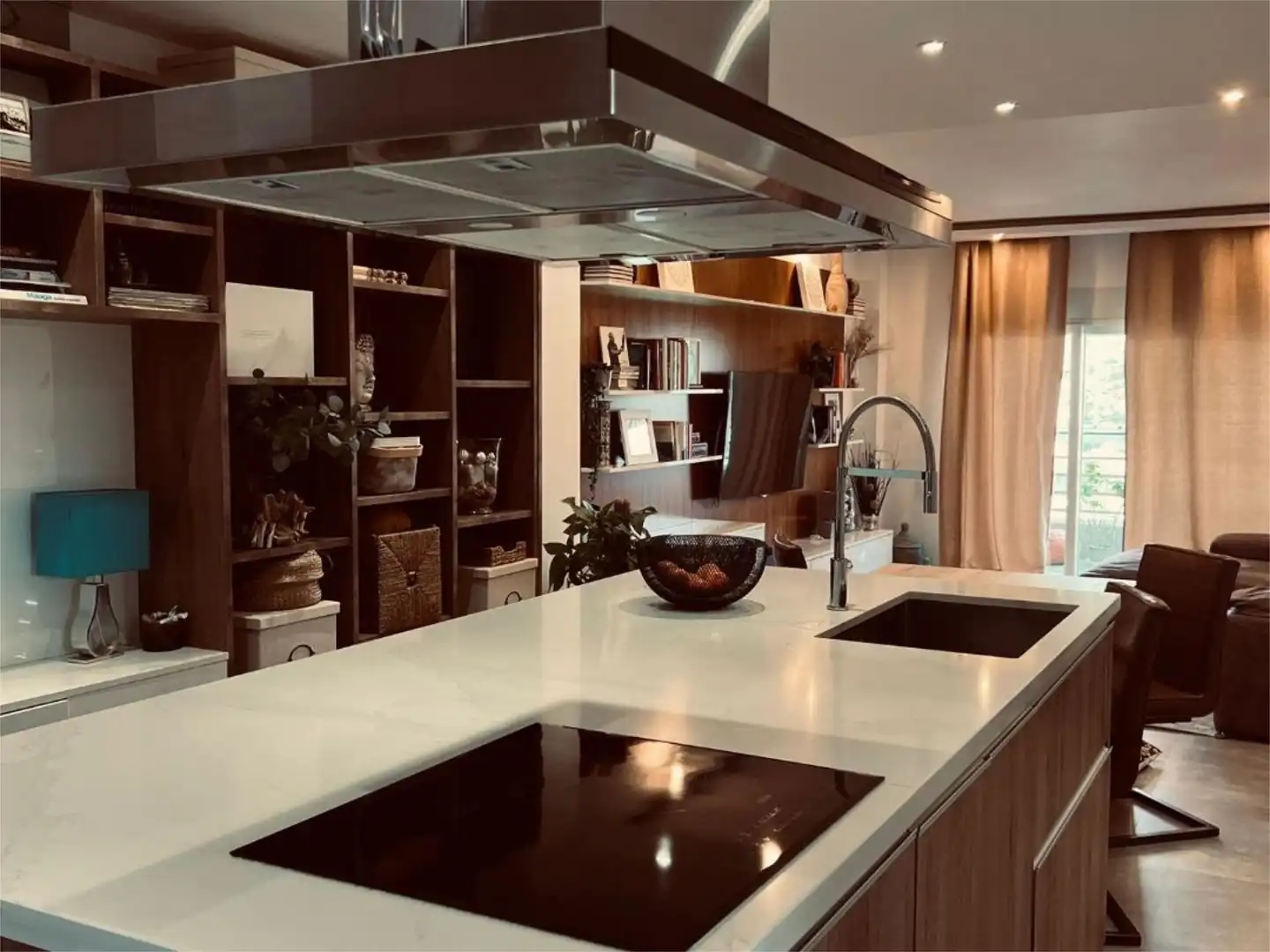 Flat for sale in Calle de Juan de Ortega, 5, Los Almendros - El Limonero - El Tomillar Kitchen of Flat for sale in Málaga with Air Conditioner, Terrace and Furnished