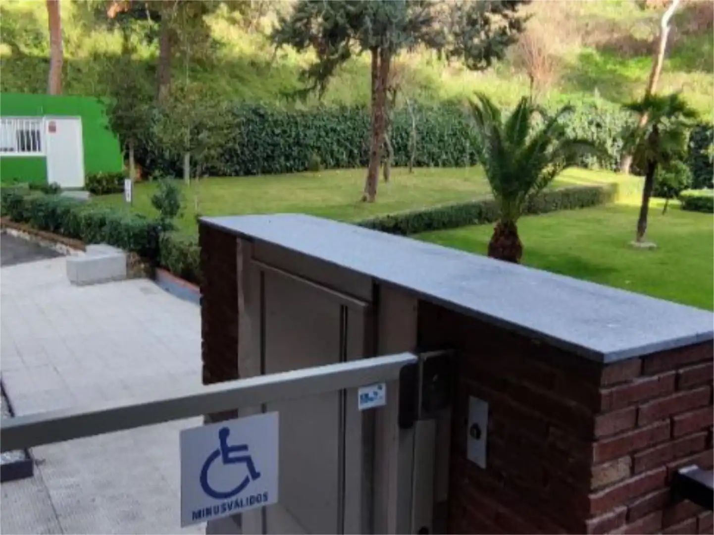Flat for rent in Calle de Alfonso XII, 15, Jerónimos