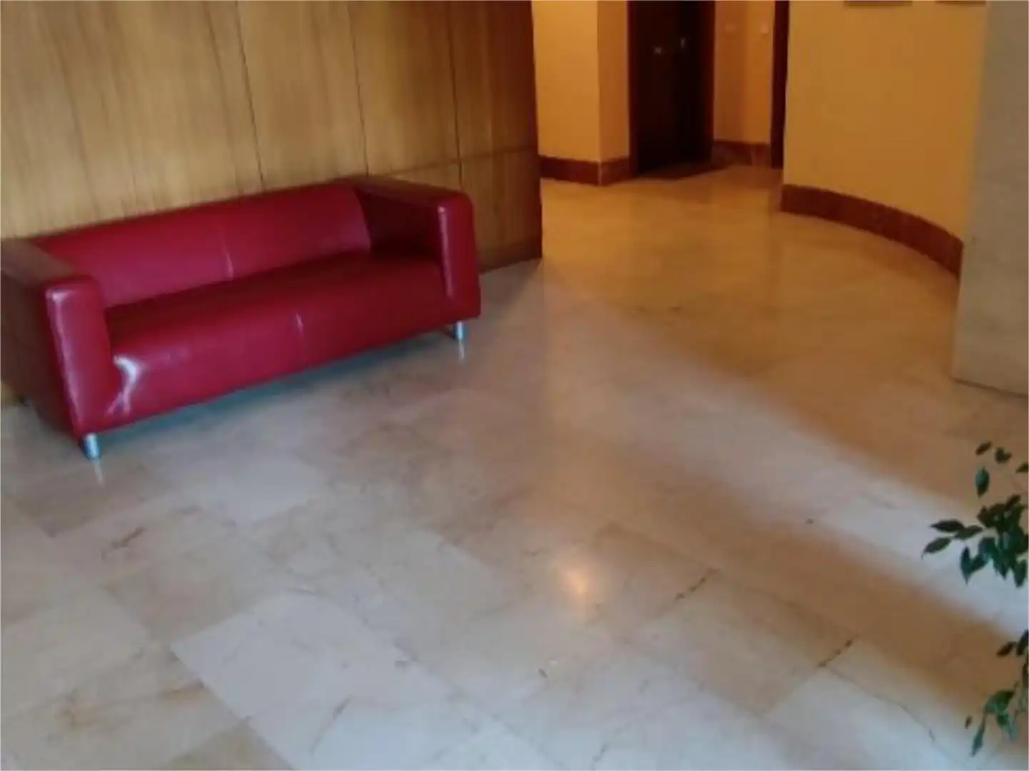 Flat for rent in Calle de Alfonso XII, 15, Jerónimos