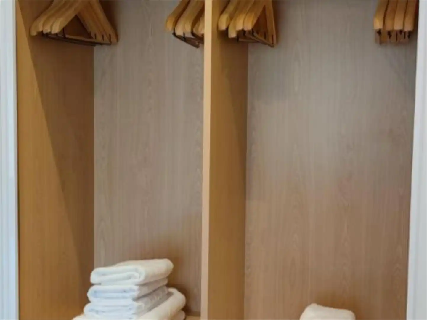 Flat for rent in Calle de Alfonso XII, 15, Jerónimos