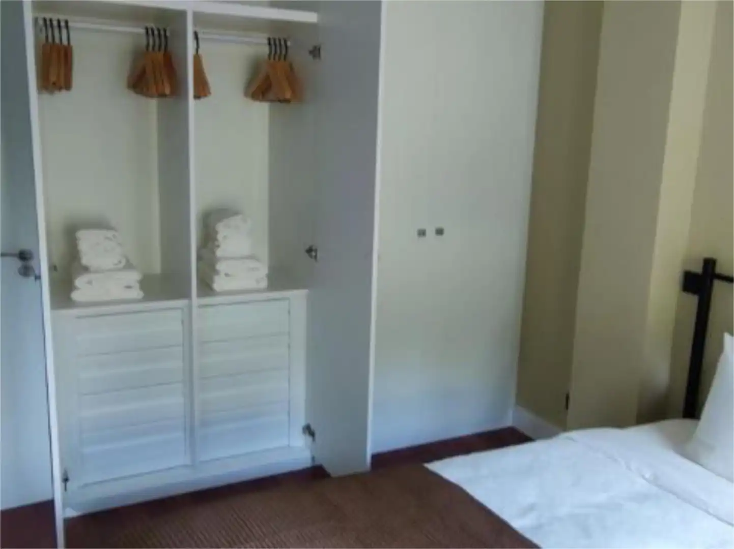 Flat for rent in Calle de Alfonso XII, 15, Jerónimos