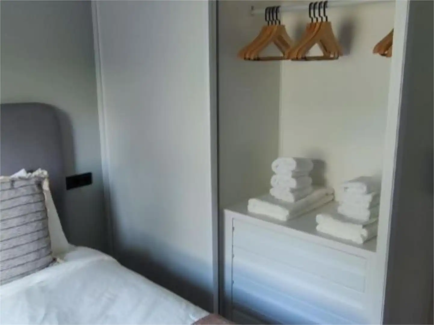 Flat for rent in Calle de Alfonso XII, 15, Jerónimos