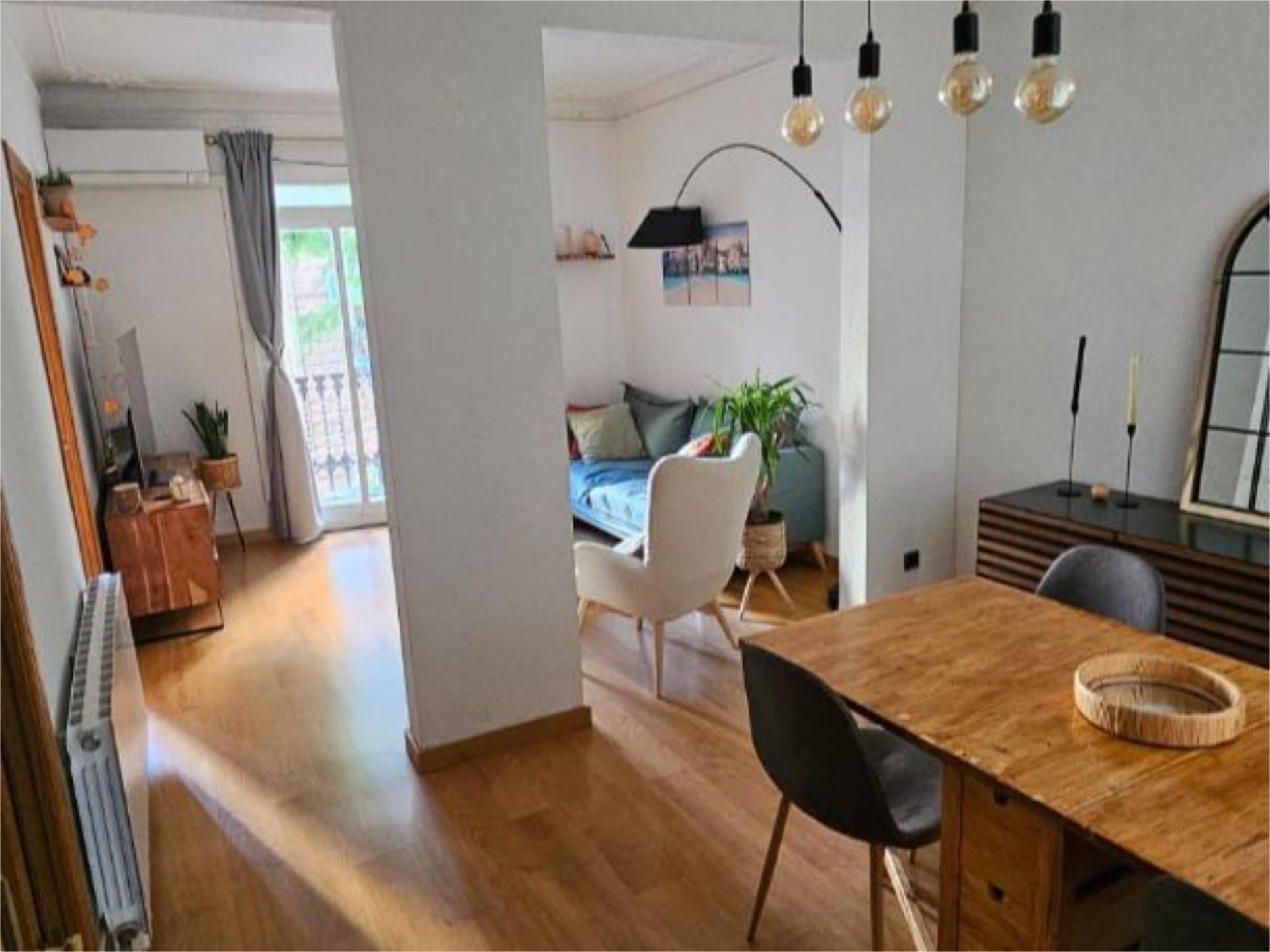 Wohnung zum Verkauf in Carrer de Magalhães, 22, El Poble Sec - Parc de Montjuïc Esszimmer von Wohnung zum Verkauf in Barcelona Capital mit Klimaanlage, Terrasse und Balkon