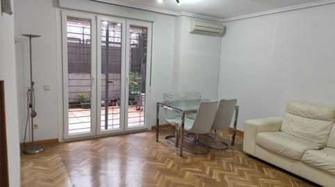 Piso de alquiler en Calle de Pirra, 1, Rejas, Madrid Capital - imagen 4 Foto 4 de Piso de alquiler en Calle de Pirra, 1, Rejas, Madrid Capital