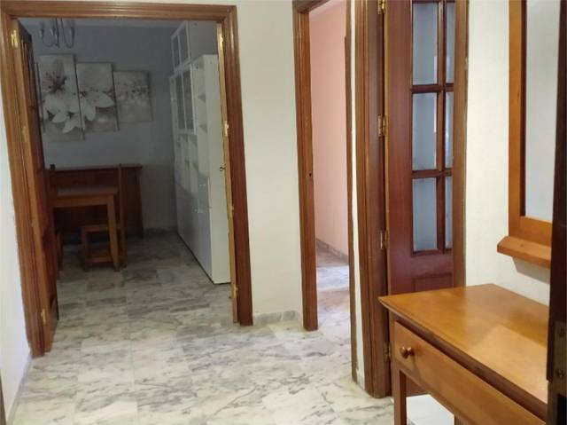 Piso en Alquiler en Calle Fray Junípero Serra, 3T en El Conquero