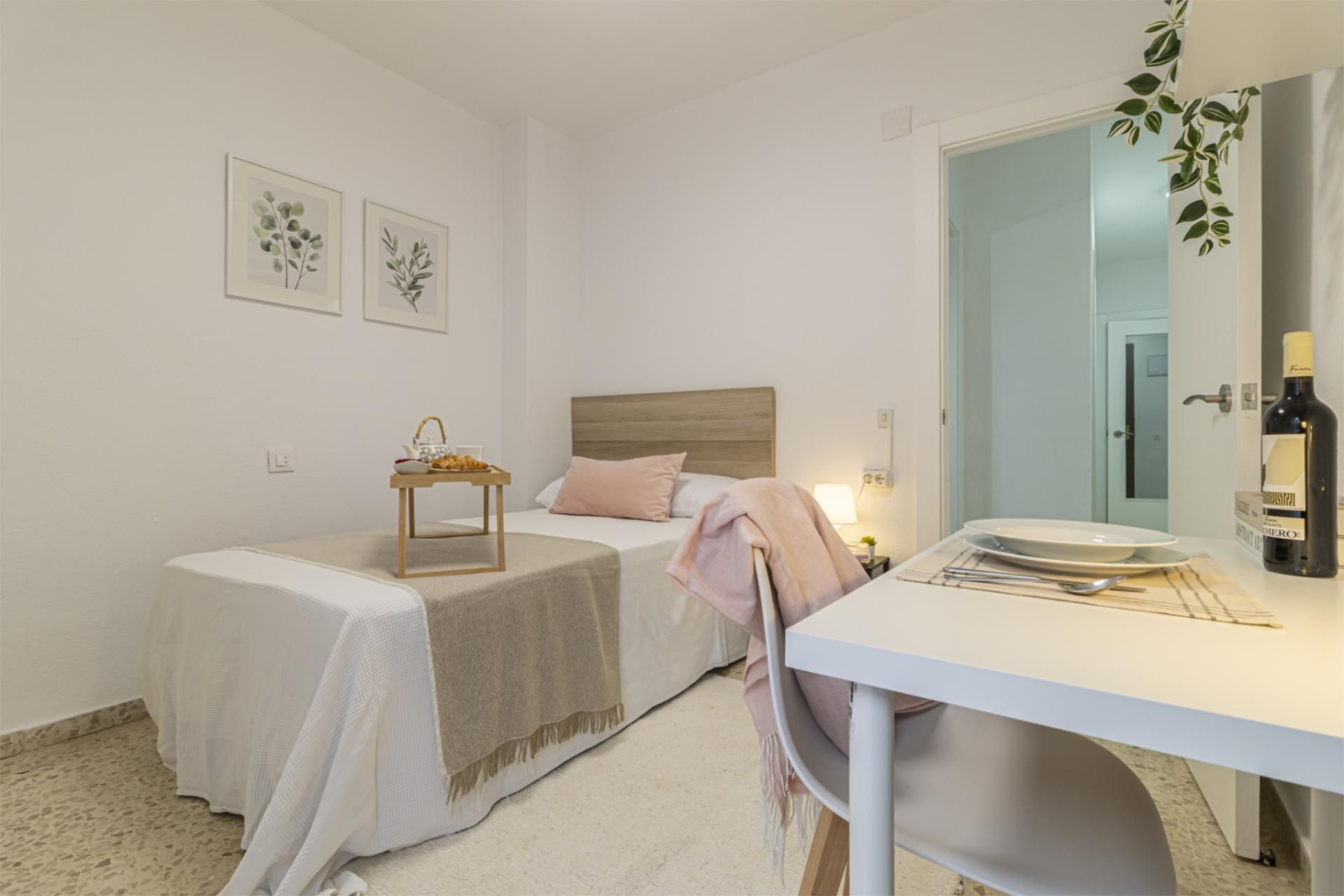 Habitación de Piso para compartir en Jerez de la Frontera con Piscina, Amueblado y Horno