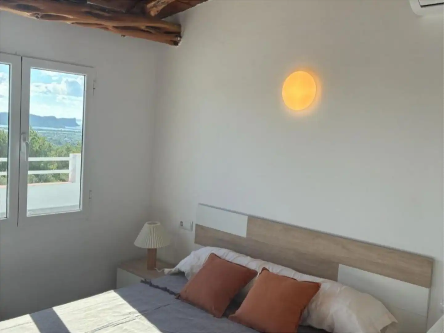 Casa o chalet de alquiler en Diseminado el Castillo, 6152, Sant Jordi de Ses Salines - Sant Francesc Habitación de Casa o chalet de alquiler en Sant Josep de sa Talaia con Aire acondicionado, Calefacción y Jardín privado