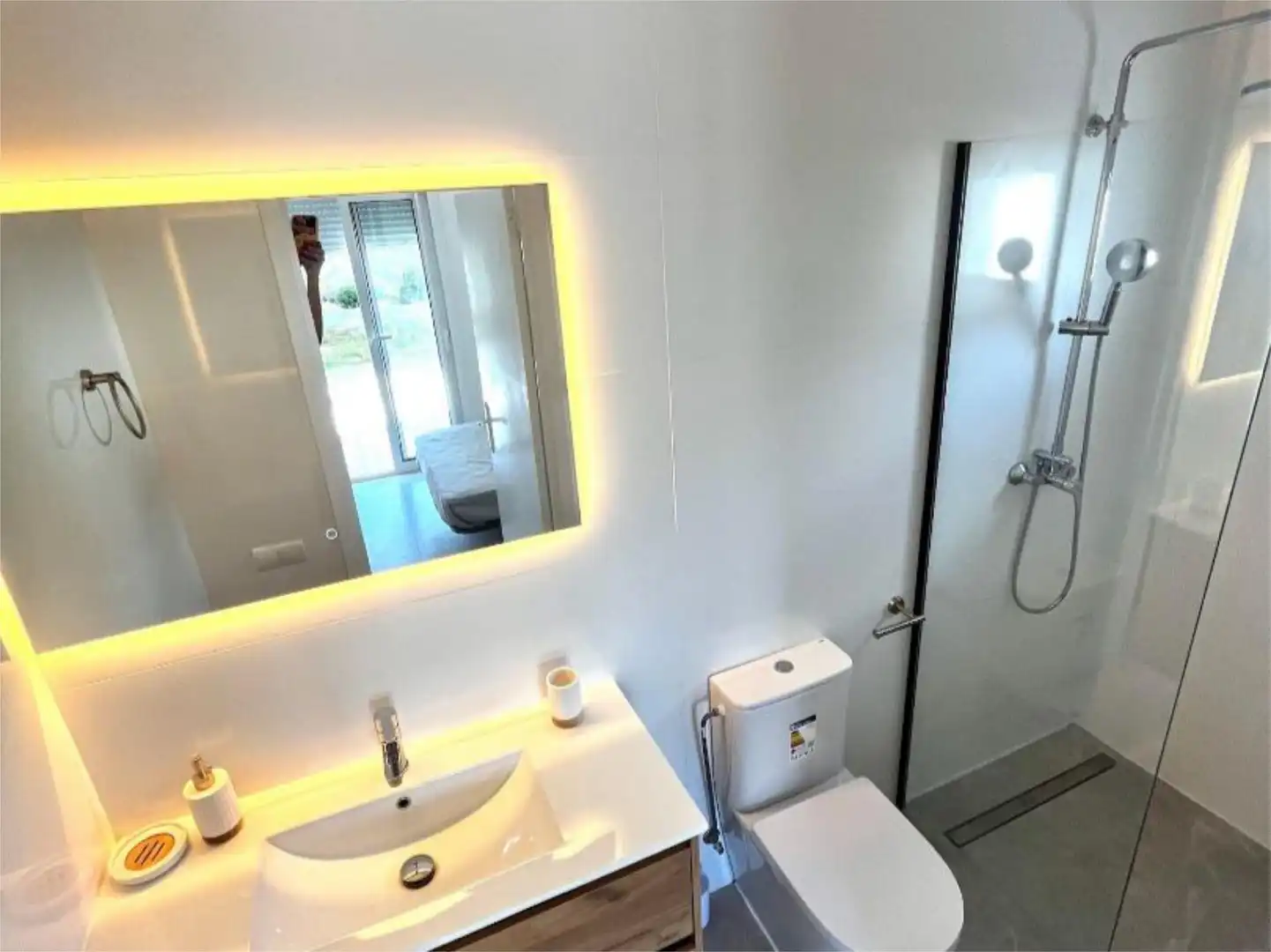 Casa o chalet de alquiler en Diseminado el Castillo, 6152, Sant Jordi de Ses Salines - Sant Francesc Baño de Casa o chalet de alquiler en Sant Josep de sa Talaia con Aire acondicionado, Calefacción y Jardín privado
