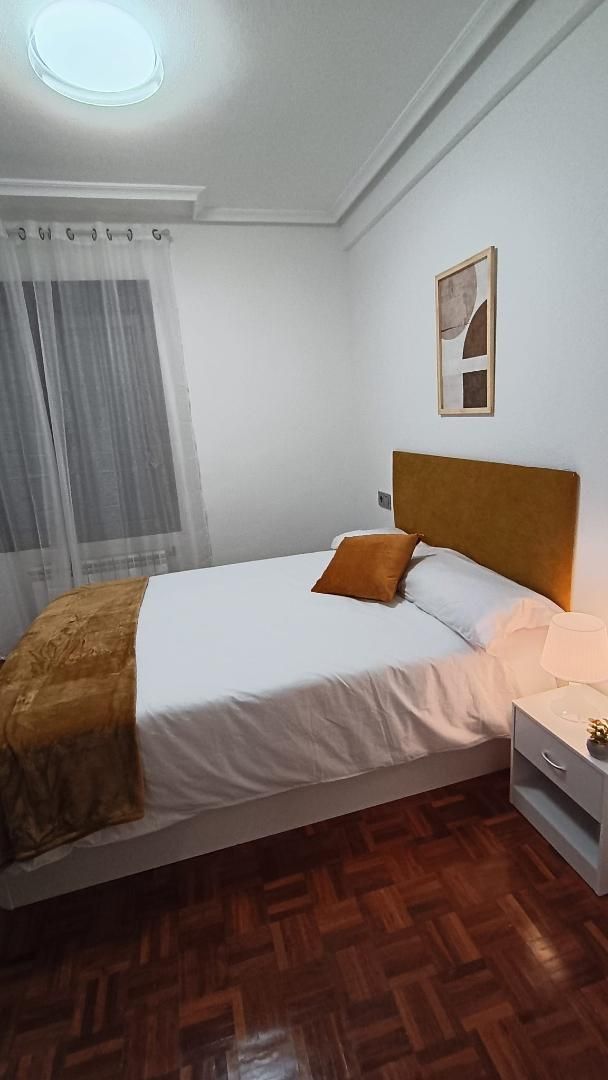 Flat for share in Calle Burgo Nuevo, 16, Centro Ciudad Flat for share in Calle Burgo Nuevo, 16, Centro Ciudad