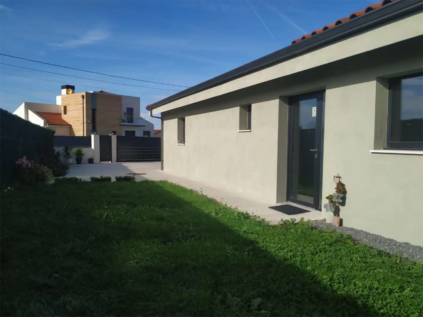 Casa o xalet en venda a Barrio Villanueva, 39, Meruelo Vista exterior de Casa o xalet en venda en Meruelo amb Terrassa i Piscina
