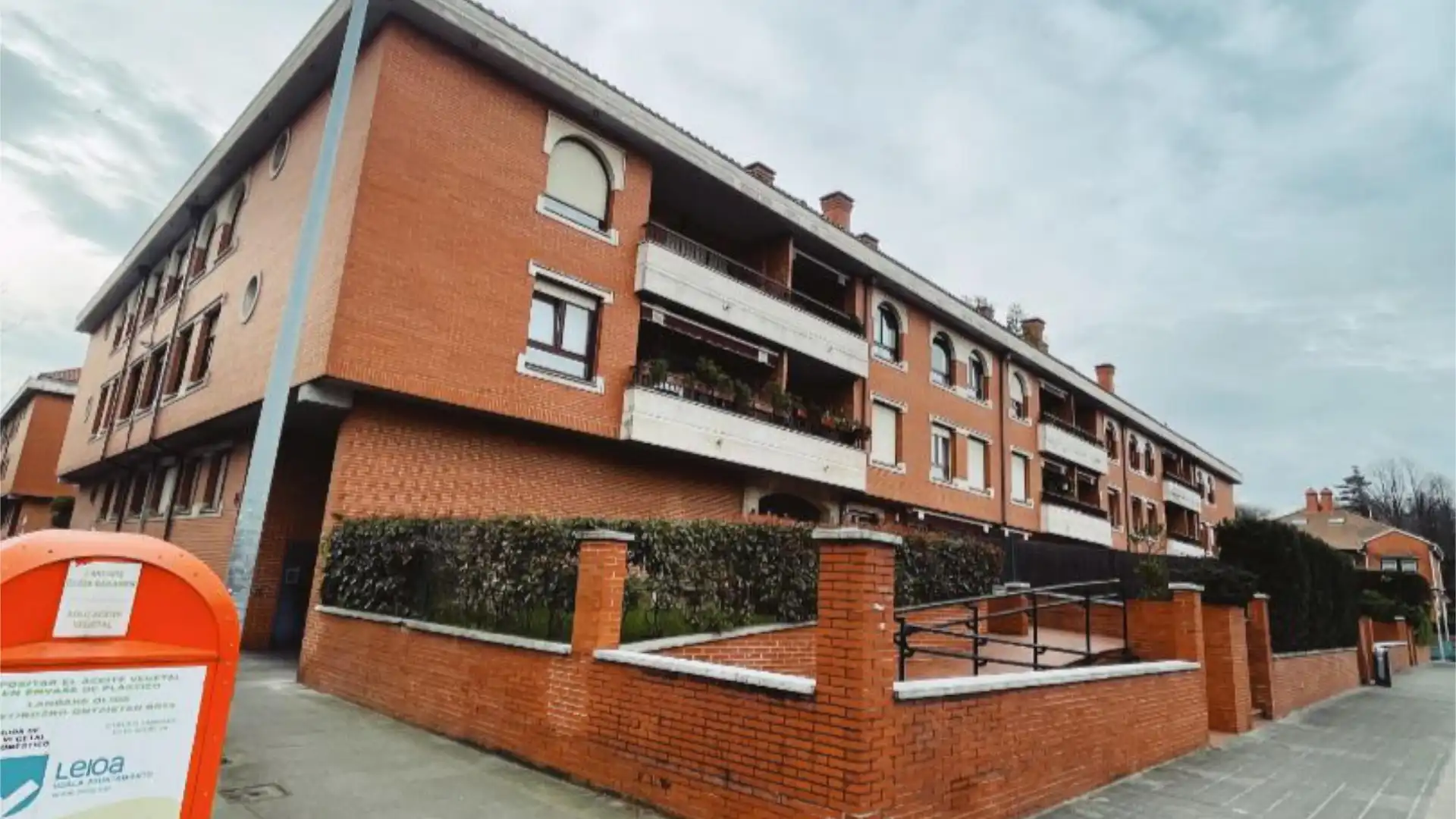 Flat for sale in Landabarri Bidea, 34, Artatza - Pinueta - Pinosolo Exterior view of Flat for sale in Leioa with Terrace