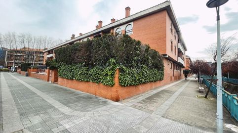 Foto 2 de Piso en venta en Landabarri Bidea, 34, Artatza - Pinueta - Pinosolo, Leioa