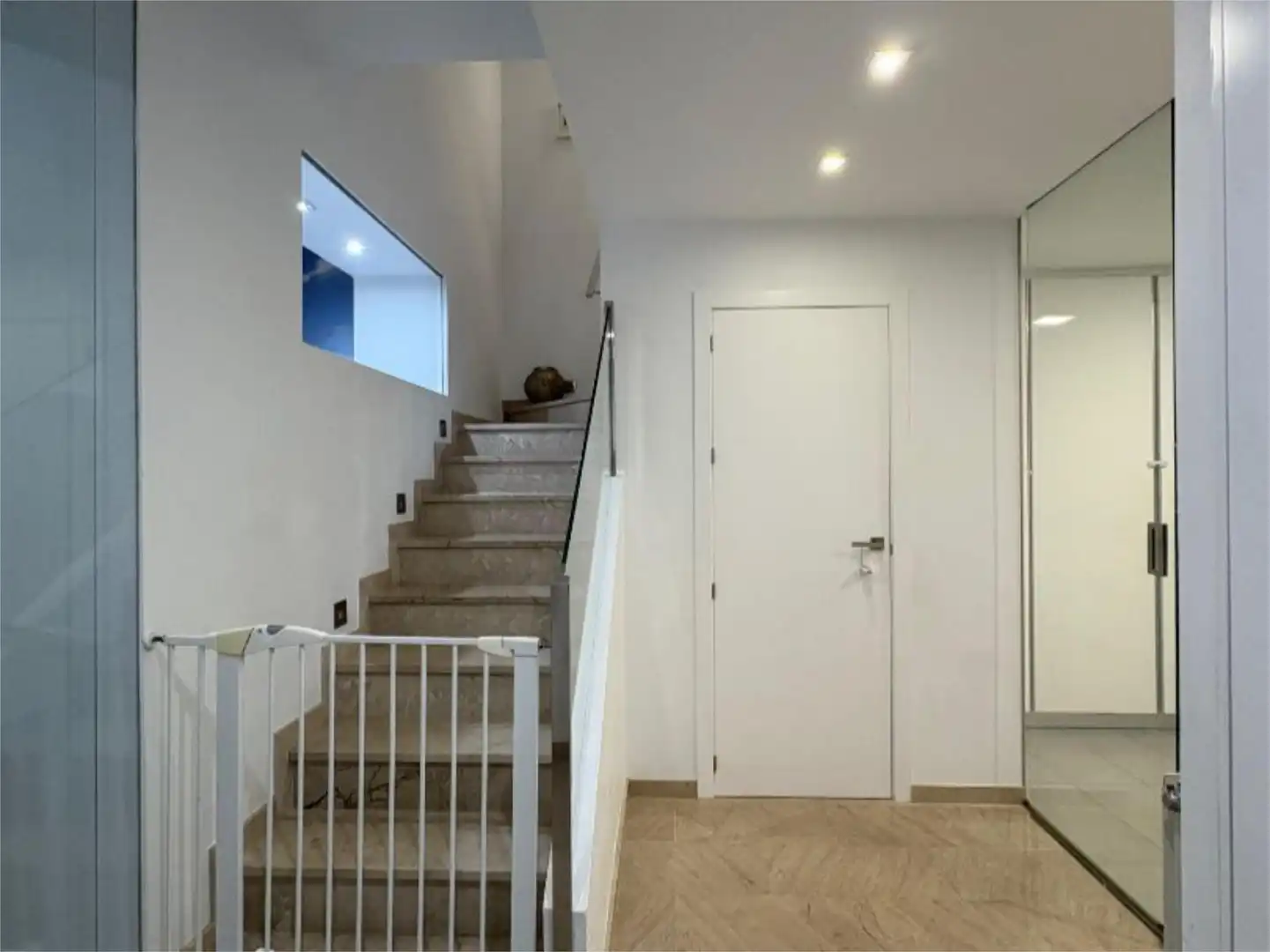 Flat for sale in El Carpio  with Air Conditioner, Heating and Furnished