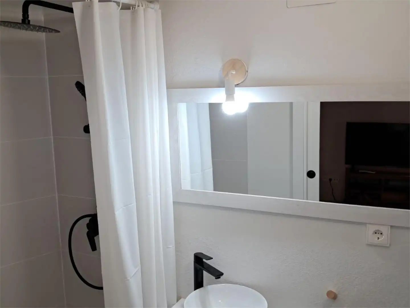 Piso en venta en Carrer dels Solans, 16, Montblanc Baño de Piso en venta en Montblanc con Aire acondicionado, Calefacción y Amueblado