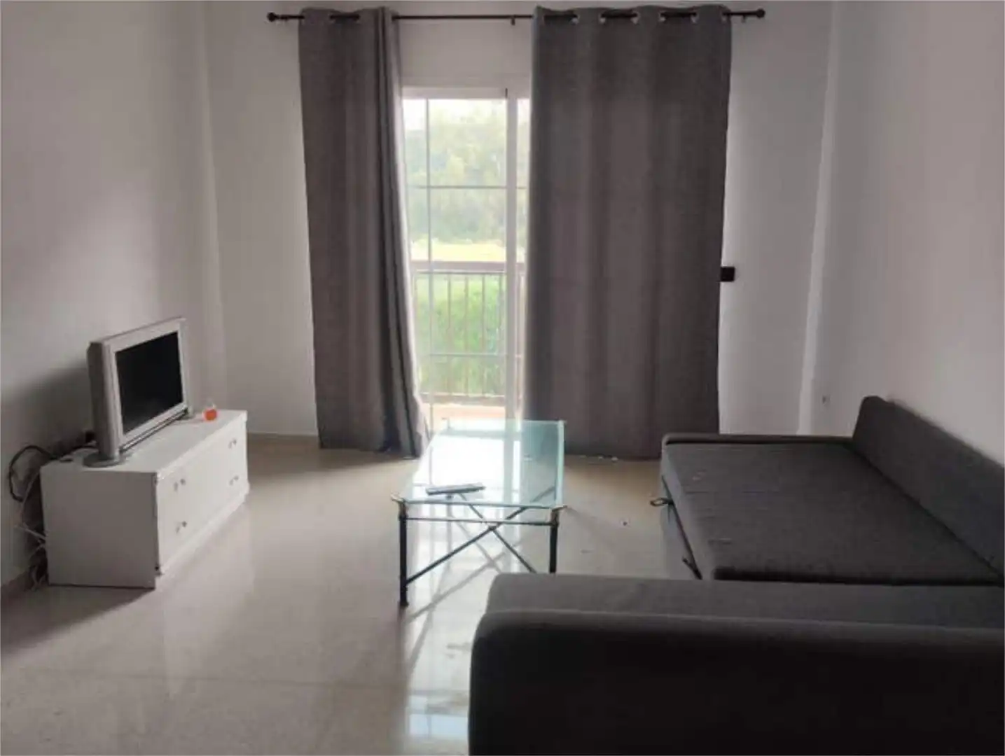 Wohnung zum Verkauf in Mezquitilla Schlafzimmer von Wohnung zum Verkauf in Vélez-Málaga mit Terrasse und Möbliert