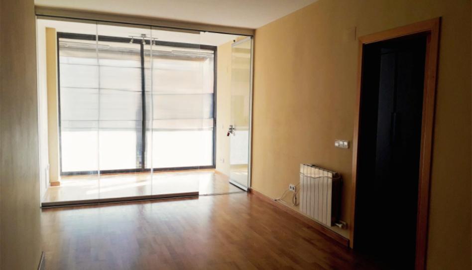 Piso en venta en Carrer Marquès de Caldes de Montbui, 21, Eixample Sud – Migdia, Girona Capital - imagen 1 Foto 1 de Piso en venta en Carrer Marquès de Caldes de Montbui, 21, Eixample Sud – Migdia, Girona Capital