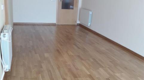 Piso en venta en Carrer Marquès de Caldes de Montbui, 21, Eixample Sud – Migdia, Girona Capital - imagen 2 Foto 2 de Piso en venta en Carrer Marquès de Caldes de Montbui, 21, Eixample Sud – Migdia, Girona Capital