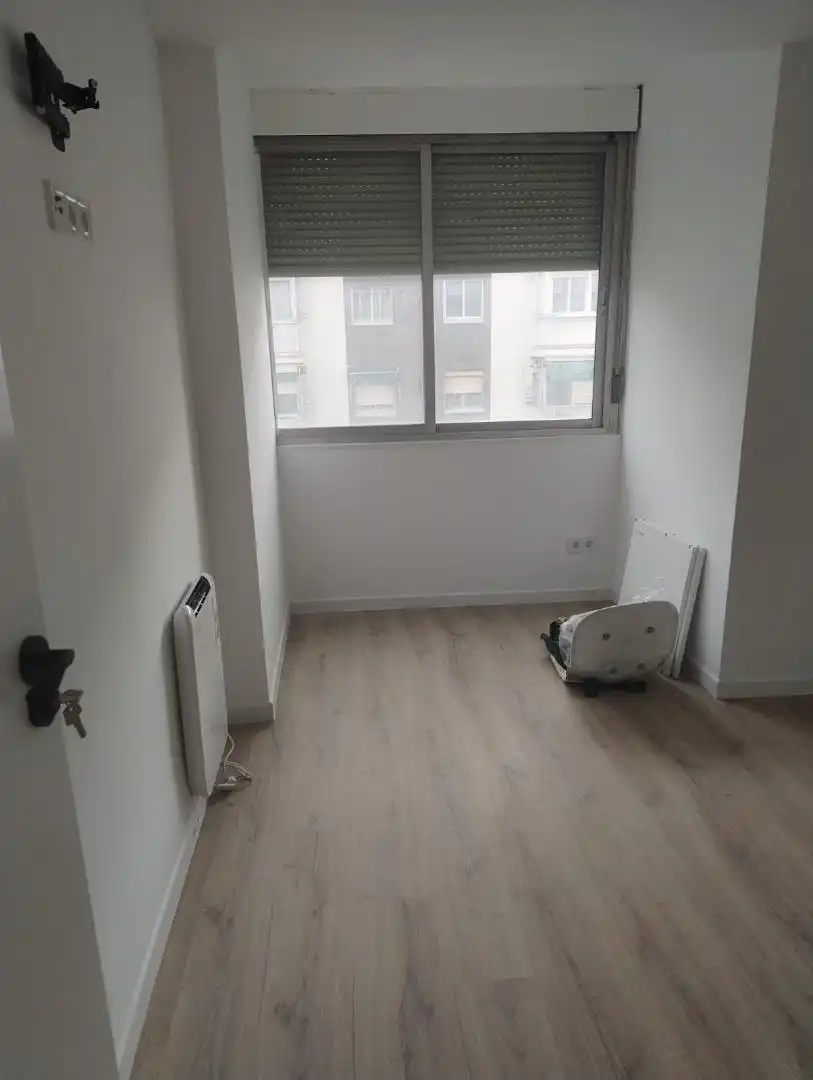 Room in Calle de Miguel Peña, 10, El Barral Ferial Bedroom of Flat for share in Coslada with Furnished, Oven and Washing machine