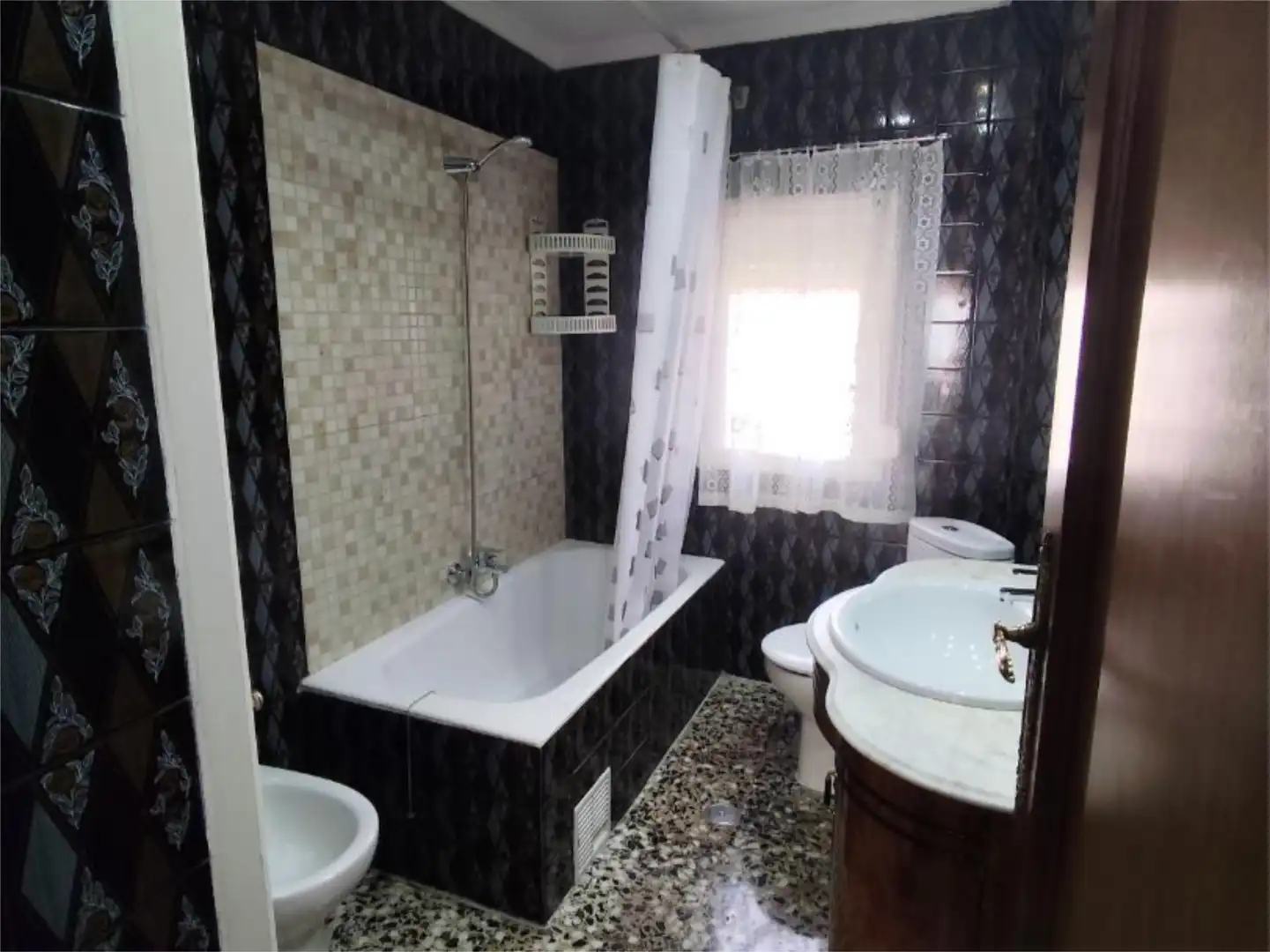 Baño de Piso de alquiler en Alicante / Alacant