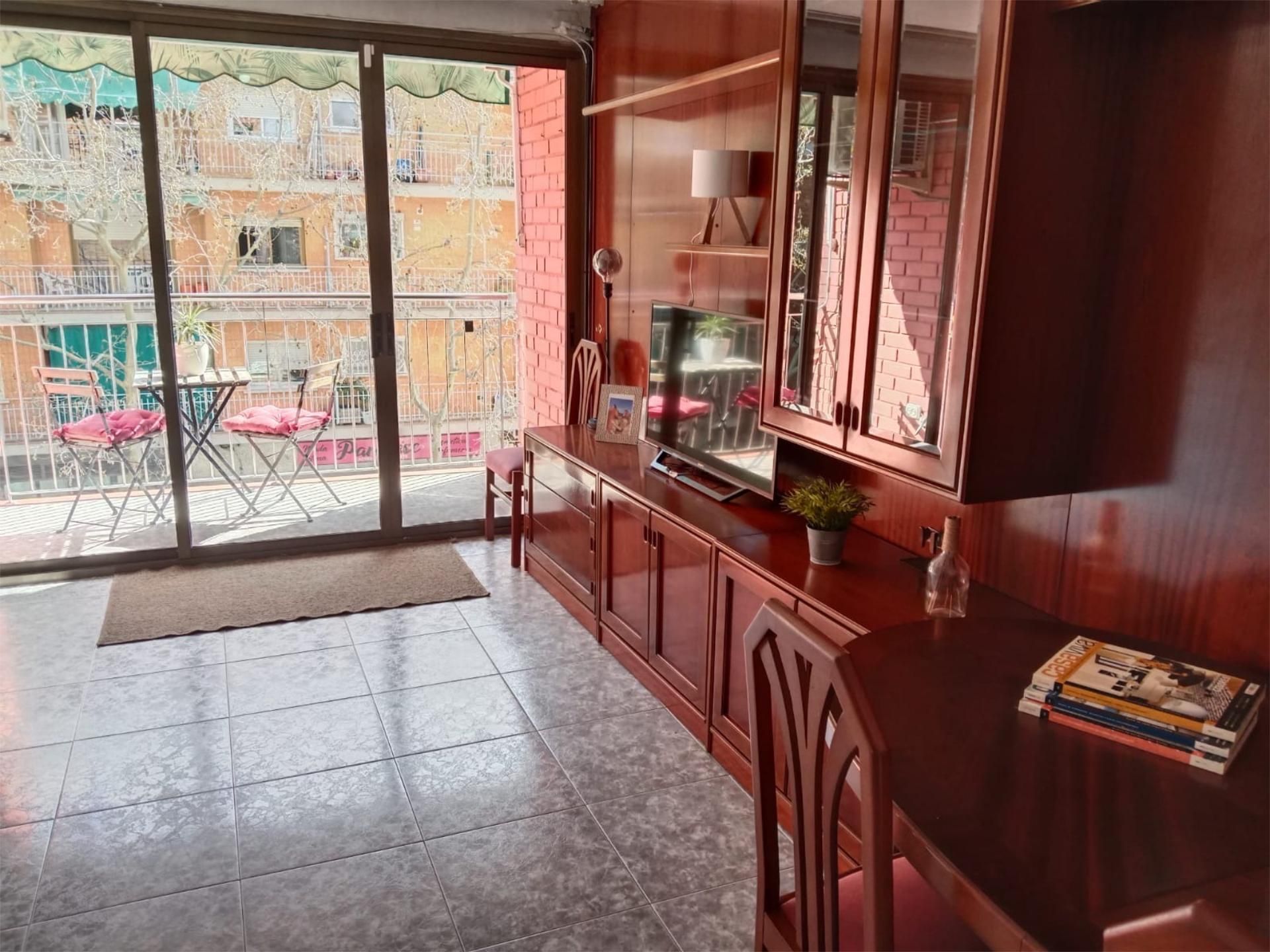 Habitación de Piso en venta en Santa Coloma de Gramenet con Aire acondicionado, Calefacción y Terraza