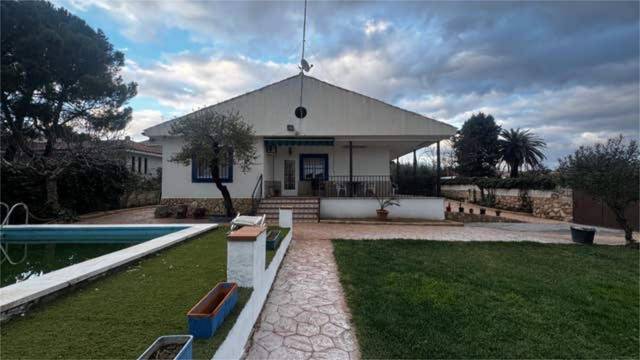 Casa adosada en Alquiler en Rinconada