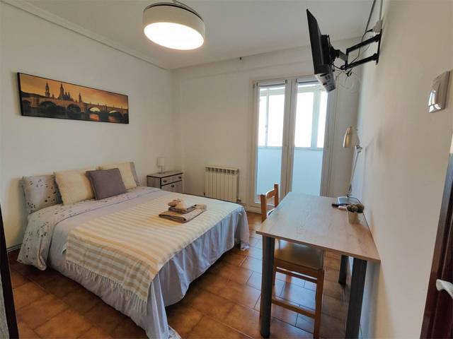 Piso en Alquiler en Calle de Martín el Humano, 25 en Oliver