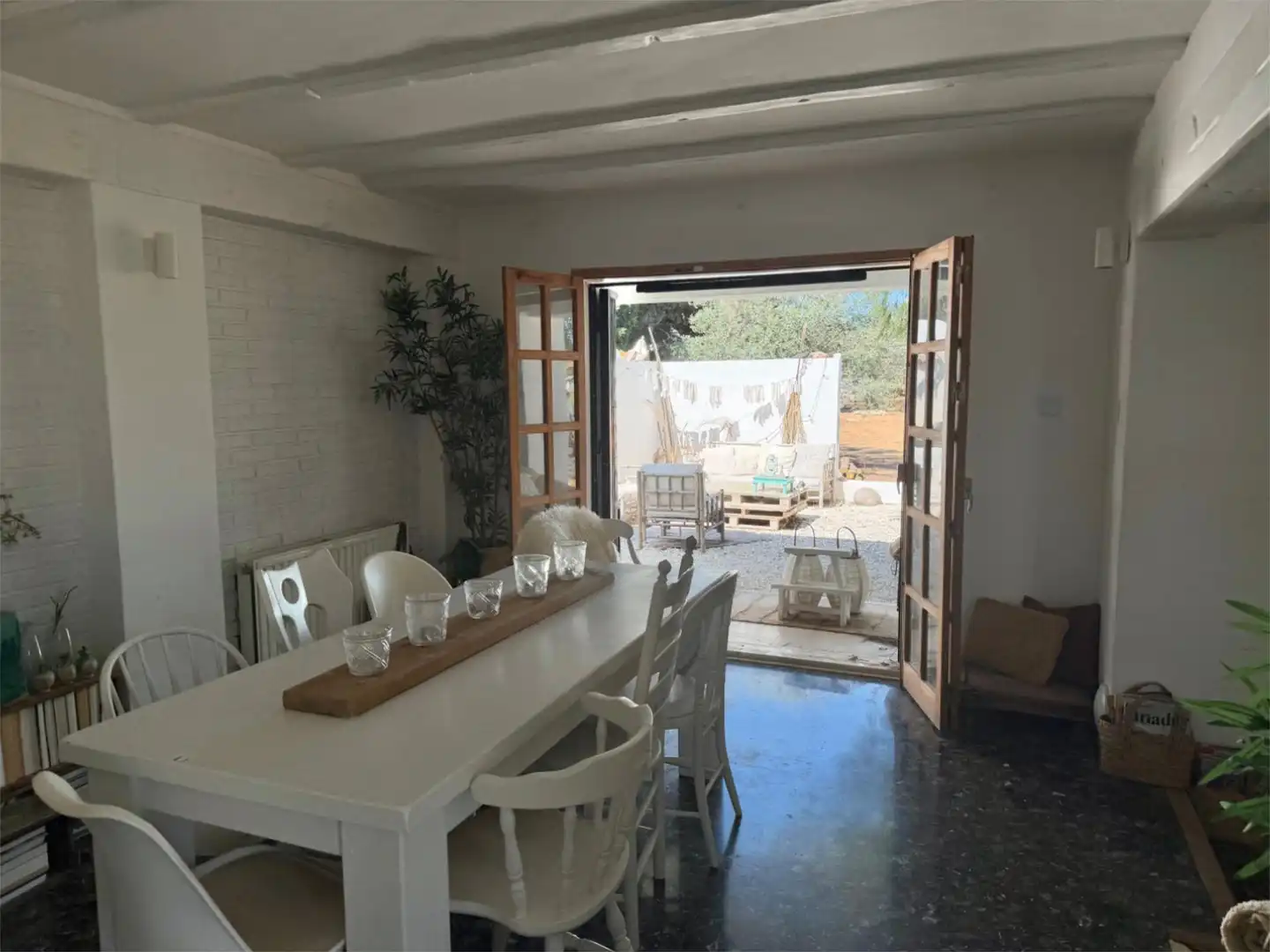 Piso en venta en Los Martinez del Puerto Comedor de Piso en venta en Murcia con Aire acondicionado, Calefacción y Jardín privado