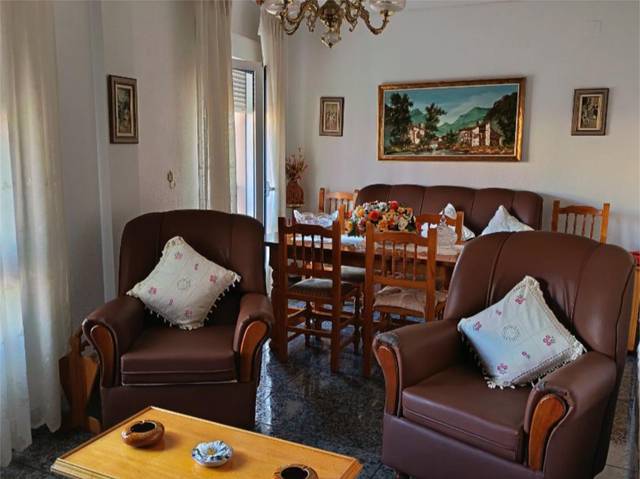 Piso en Venta en Calle Hernán Cortés, 9 en Carretera de Córdoba - Libertad