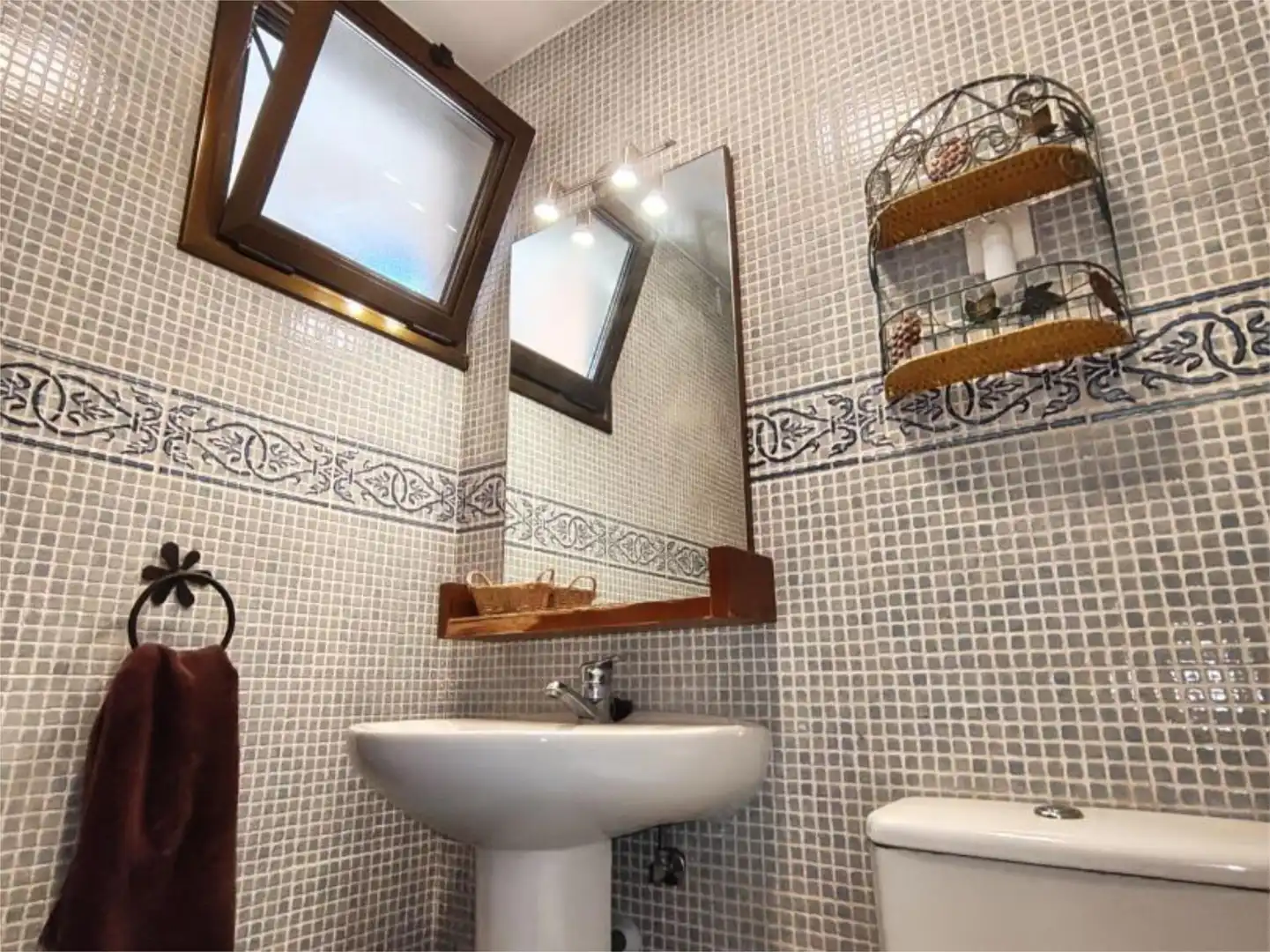 Houses for sale in Plaza de la Ermita, 1, Ibiza - San Pedro Bathroom of Houses for sale in Villanueva del Pardillo with Air Conditioner, Heating and Terrace