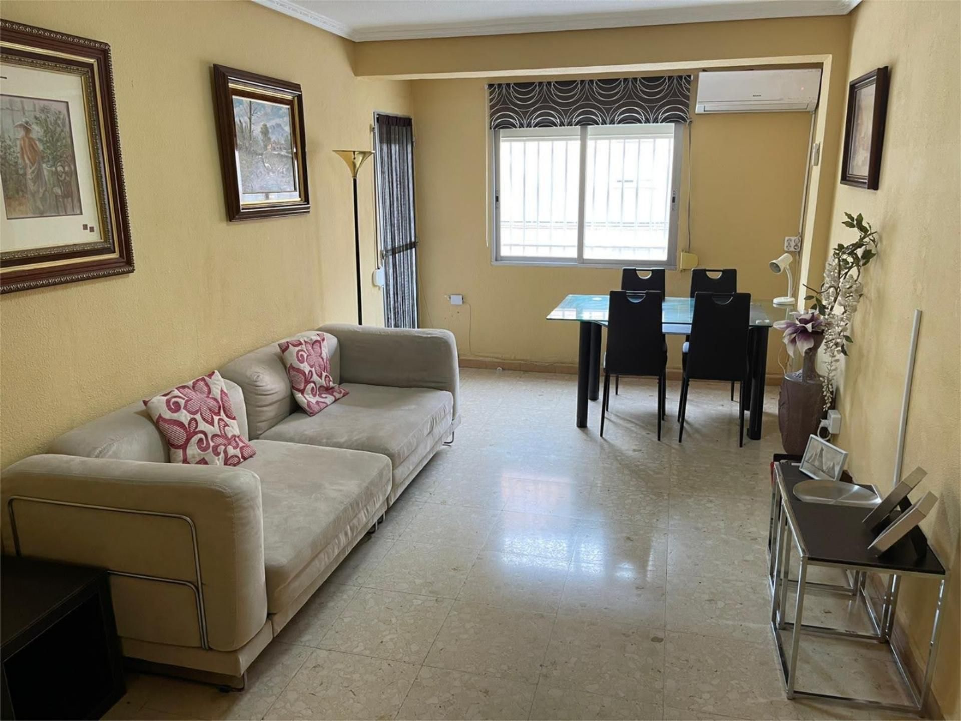 Sala de estar de Piso de alquiler en Alcalá de Henares con Terraza