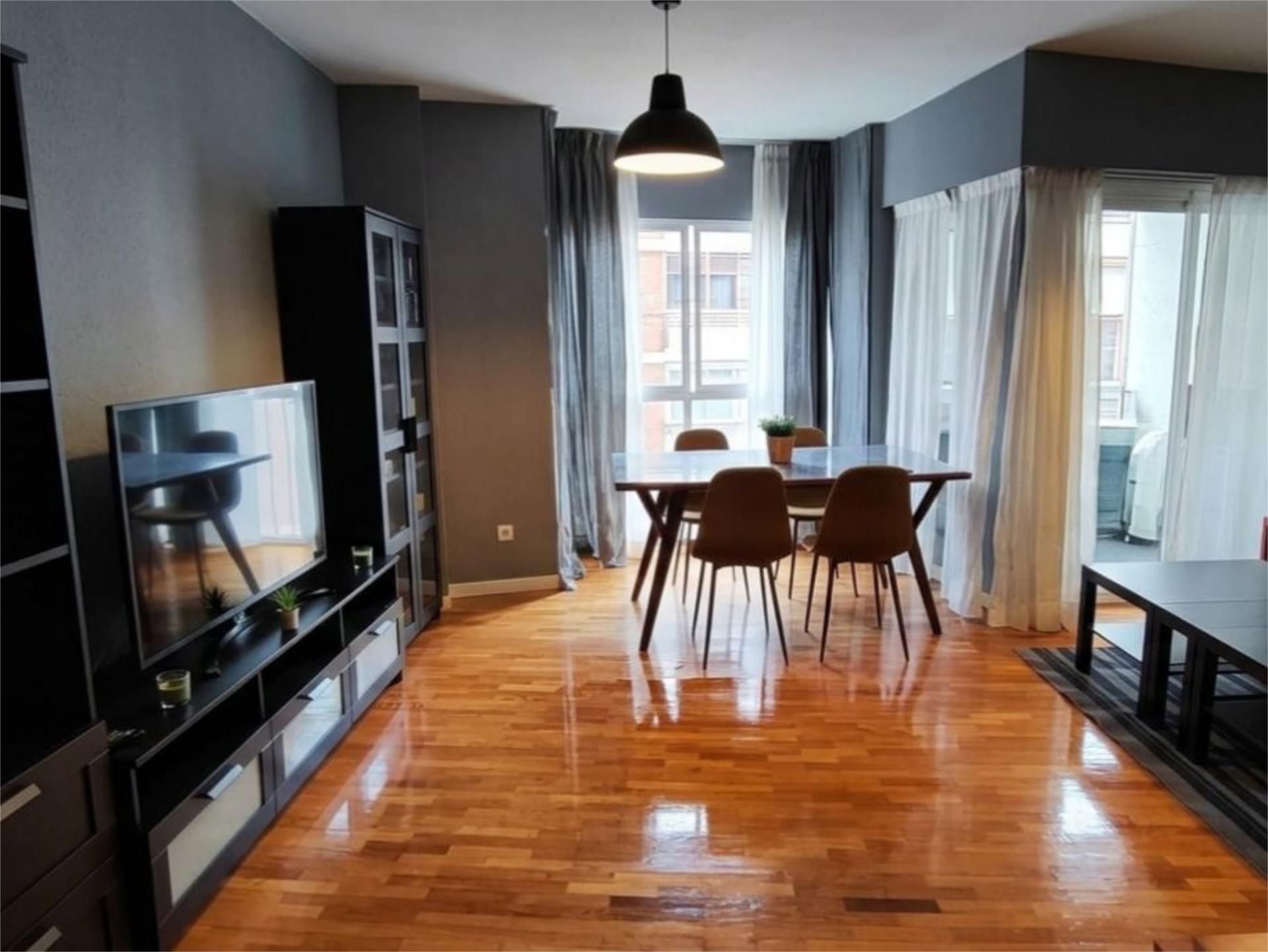 Piso en venta en Calle María Guerrero, 16, El Carmen Sala de estar de Piso en venta en Murcia Capital con Aire acondicionado