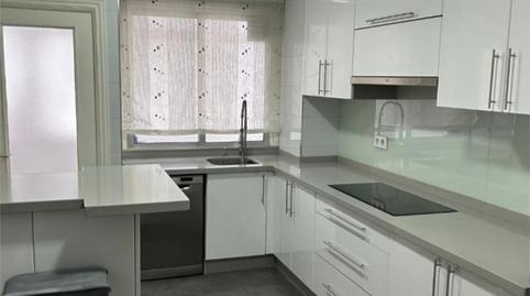 Photo 4 of Flat for rent in Rúa de Bolivia, 9, Plaza España - Corte Inglés, Vigo