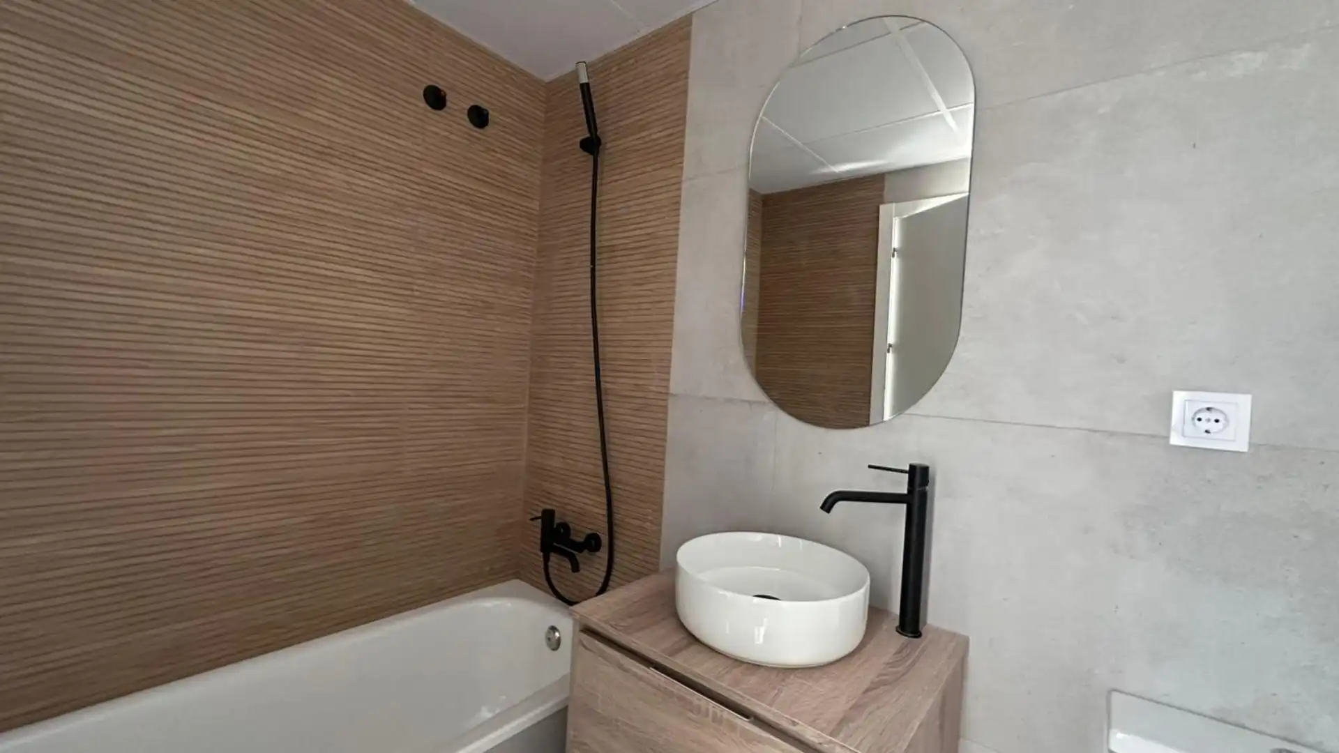 Detached homes for sale in Rm-F11, 1, El Esparragal Bathroom of Detached homes for sale in Murcia with Parquet flooring, Terrace and Storage room