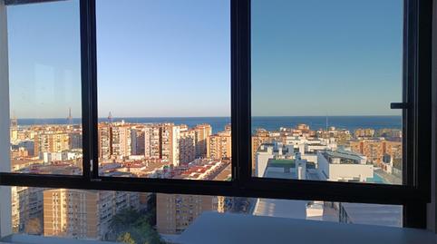 Apartamento de alquiler en Parque Ayala - Jardín de la Abadía - Huelín, Málaga Capital - imagen 3 Foto 3 de Apartamento de alquiler en Parque Ayala - Jardín de la Abadía - Huelín, Málaga Capital