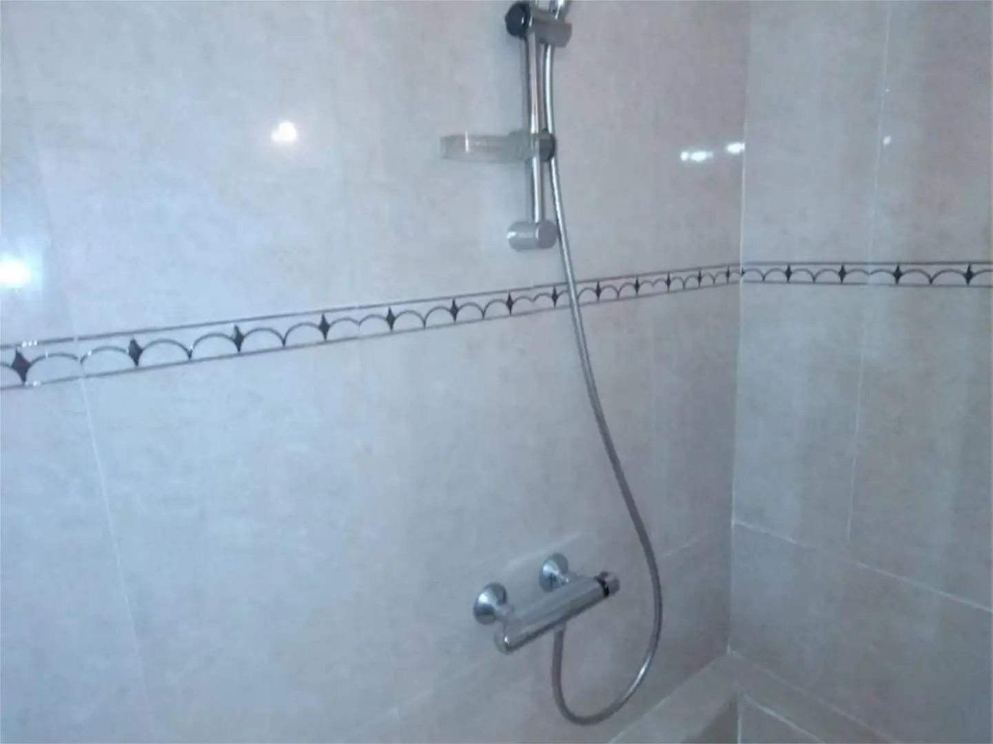 Piso en venta en Can Farrerons Baño de Piso en venta en Premià de Mar con Aire acondicionado, Terraza y Balcón
