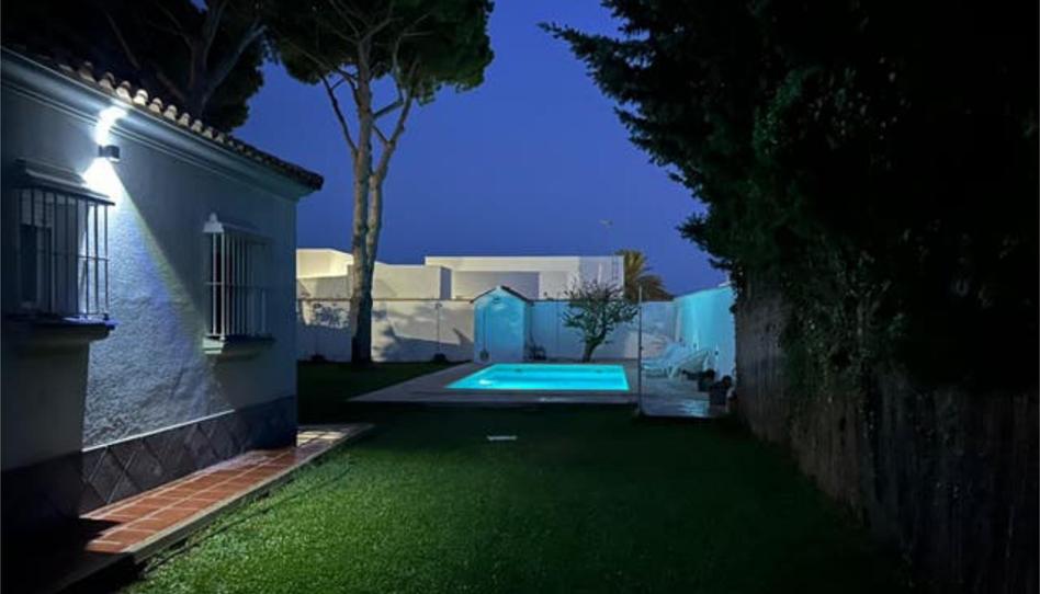 Casa adosada de alquiler en Las Lagunas - Campano, Chiclana de la Frontera - imagen 1 Foto 1 de Casa adosada de alquiler en Las Lagunas - Campano, Chiclana de la Frontera