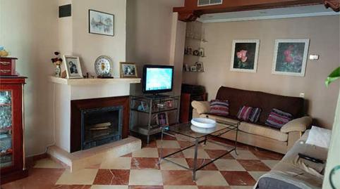 Foto 2 de Casa adosada en venda a Cerros de Montequinto, Montequinto