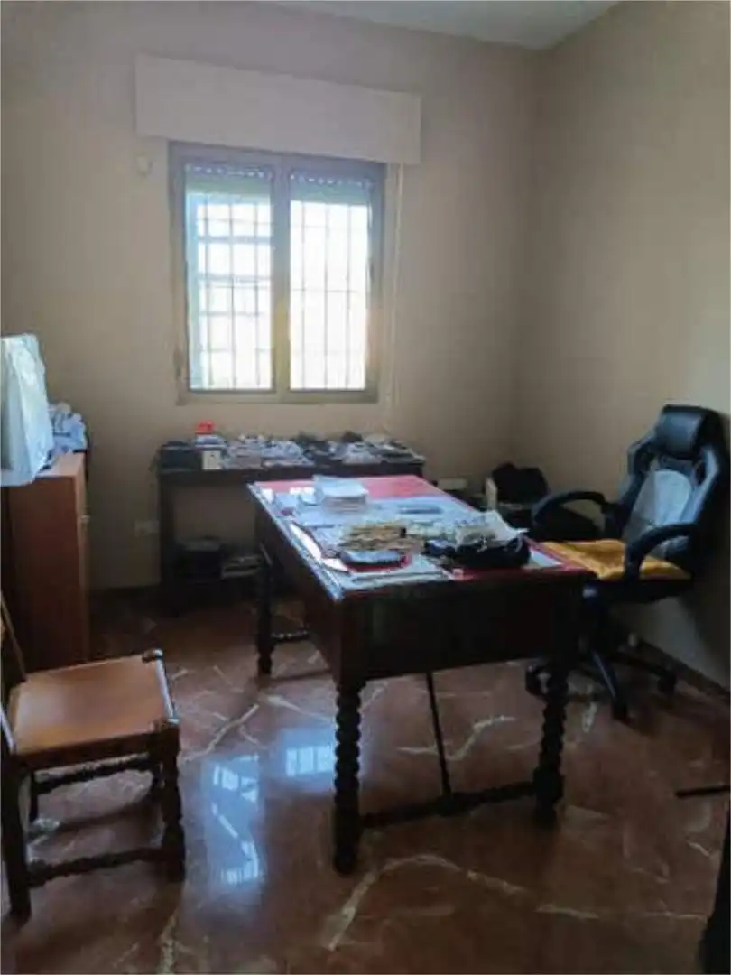 Casa adosada en venda a Cerros de Montequinto Casa adosada en venda en Montequinto amb Calefacció, Jardí privat i Traster