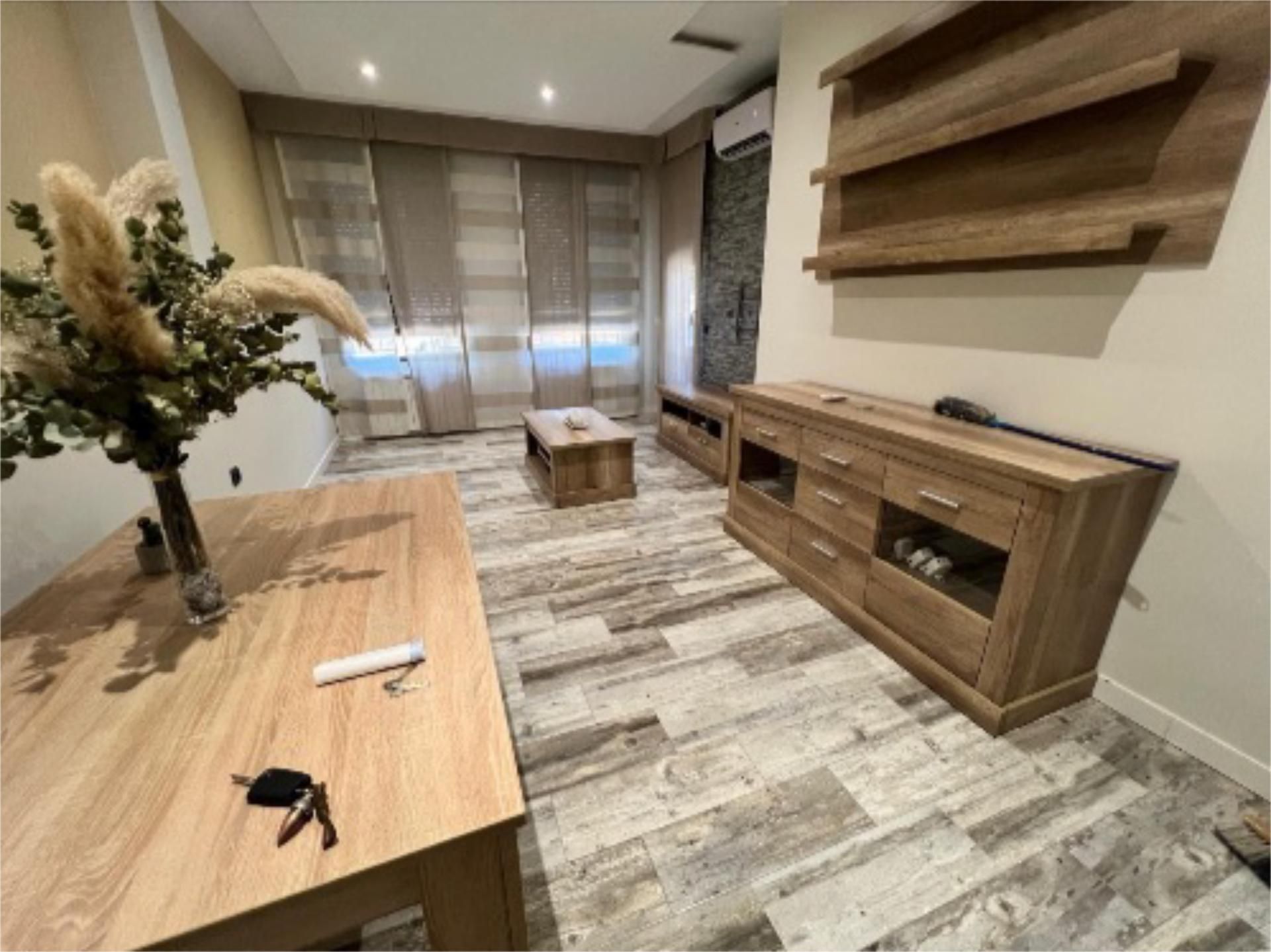 Wohnzimmer von Wohnung zum Verkauf in Tomelloso mit Klimaanlage, Terrasse und Schwimmbad