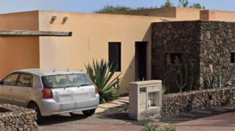 Foto 2 de Pis en venda a Calle Cardón, 4, Corralejo, La Oliva