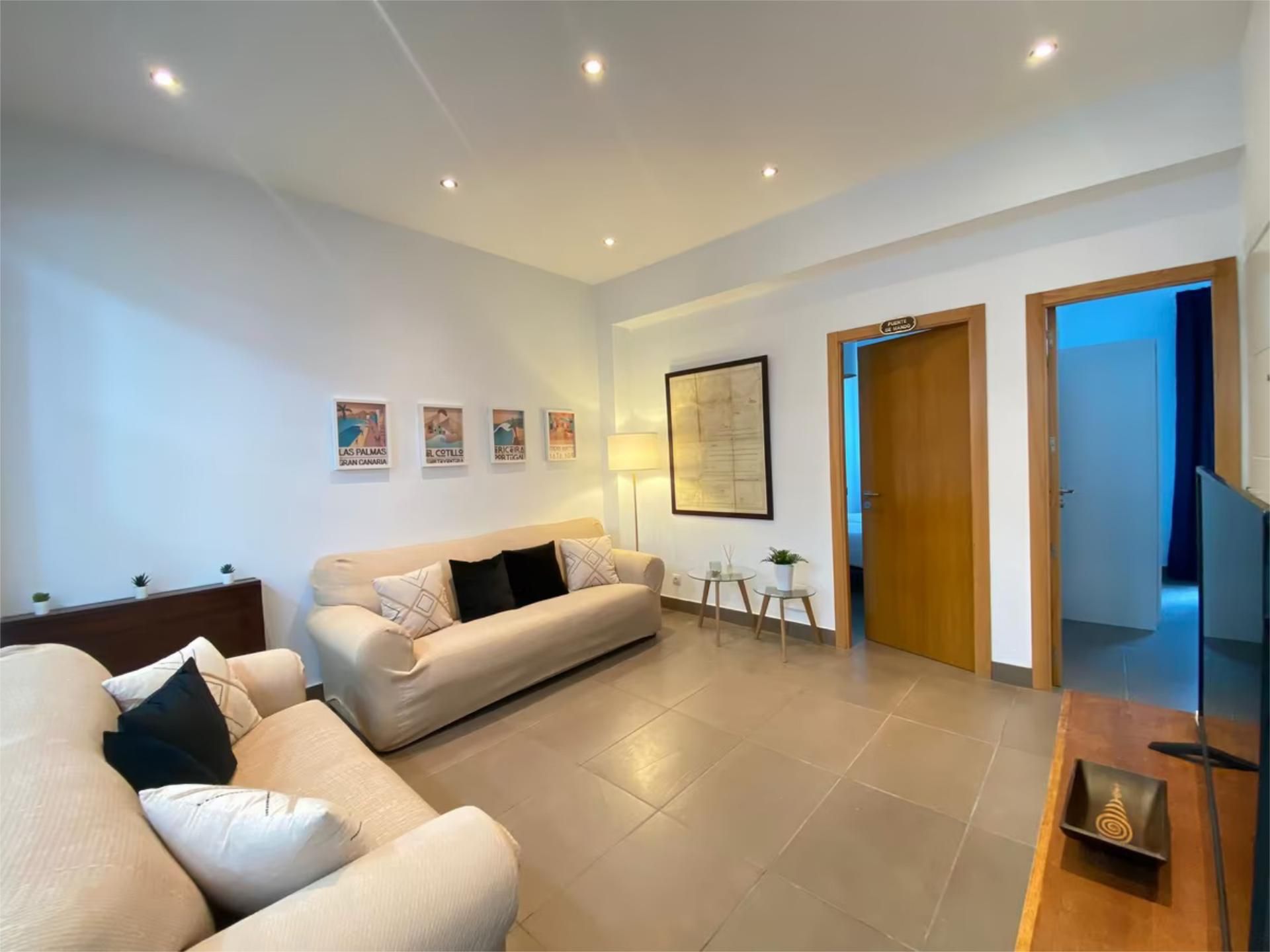 Sala de estar de Piso de alquiler en Las Palmas de Gran Canaria con Amueblado y Balcón