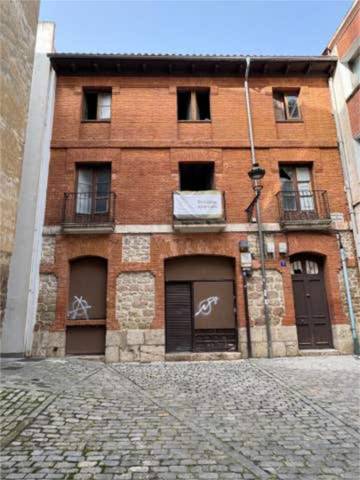 Local comercial en Alquiler en Casco Antiguo