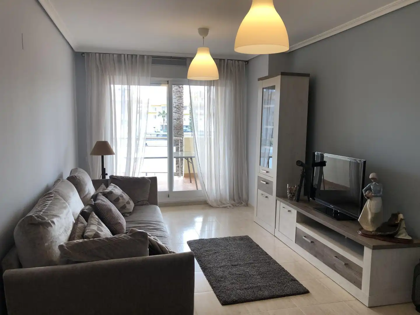 Wohnung zur Miete in Carrer d'Astúries, 11, Torreblanca Wohnzimmer von Wohnung zur Miete in Torreblanca mit Klimaanlage, Heizung und Privatgarten