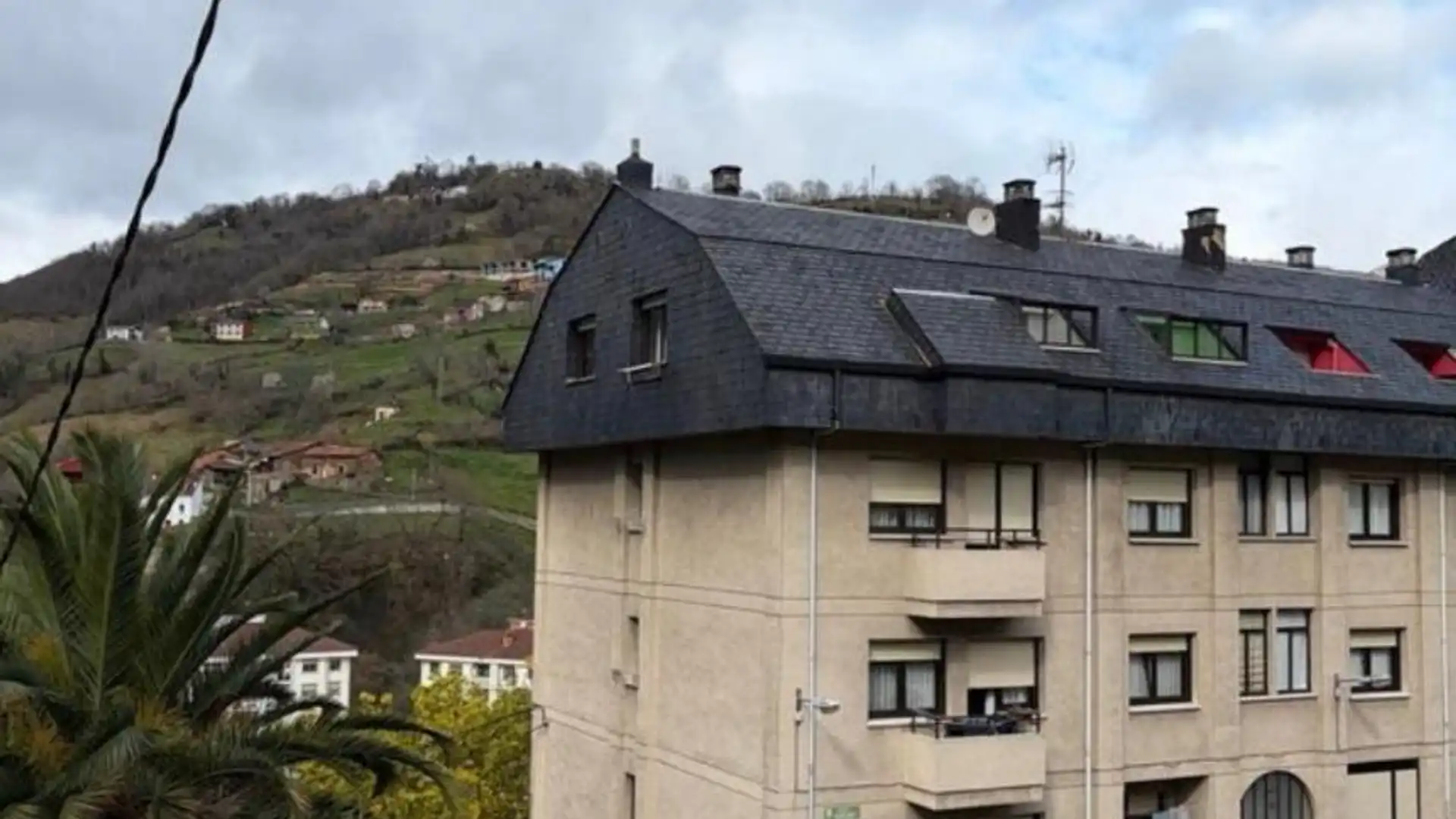 Exterior view of Flat for sale in Riosa  with Parquet flooring, Terrace and Storage room