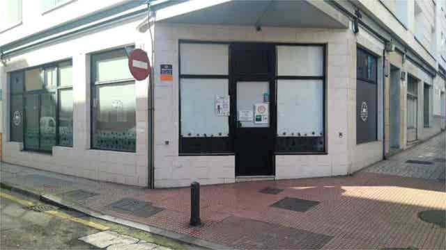 Local comercial en Alquiler en La Calzada