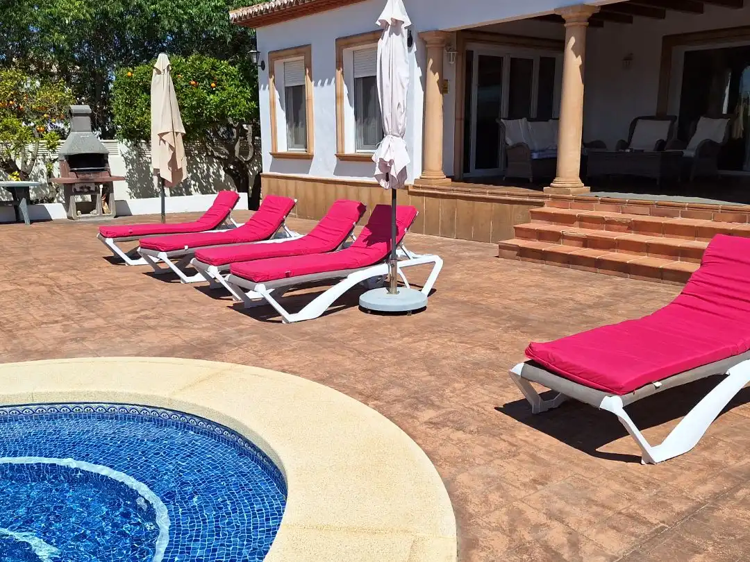 Houses for sale in Calle Uruguay, 4, Partida Tosal - Zona dels Castellans Terrace of Houses for sale in Jávea / Xàbia with Air Conditioner, Heating and Private garden