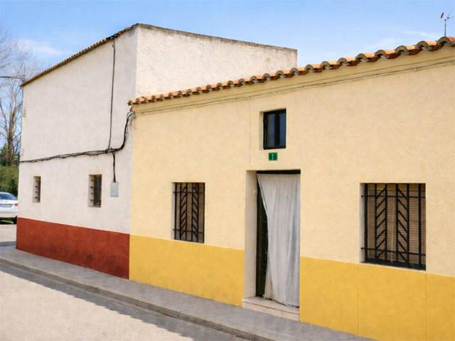 Casa adosada en Venta en Calle Carrioncillo, 1 en Villaverde de Medina