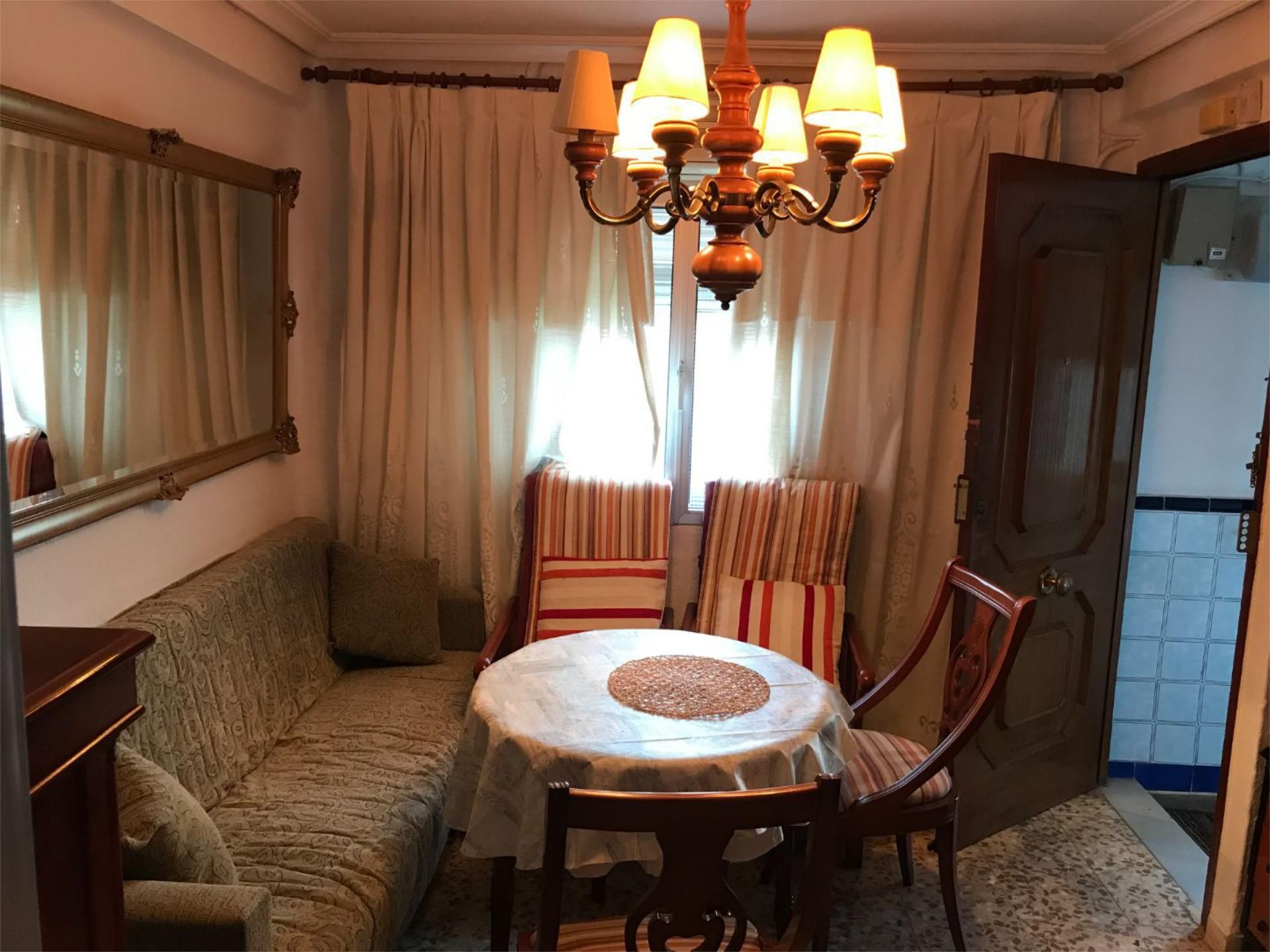 Comedor de Piso en venta en  Sevilla Capital con Aire acondicionado, Calefacción y Trastero